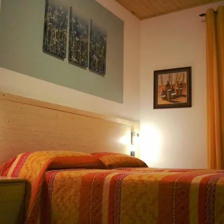 Tasel With Heated Pool Apartment *