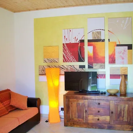 Appartement Tasel With Heated Pool Malcesine